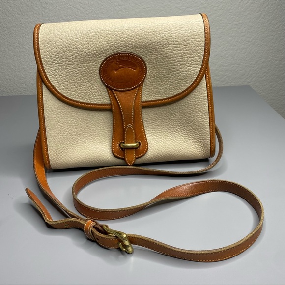 Vintage Dooney & Bourke Essex Crossbody Purse